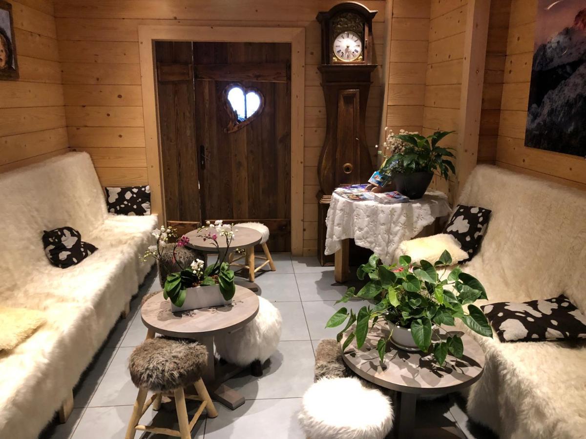 Le Schuss Hotel Châtel Eksteriør billede