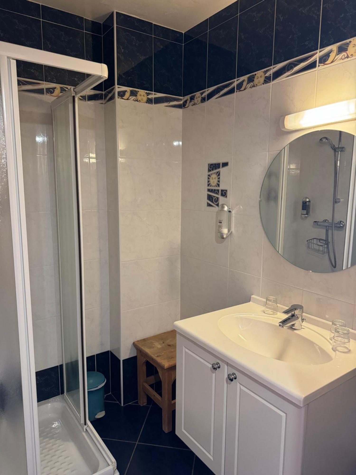 Le Schuss Hotel Châtel Eksteriør billede