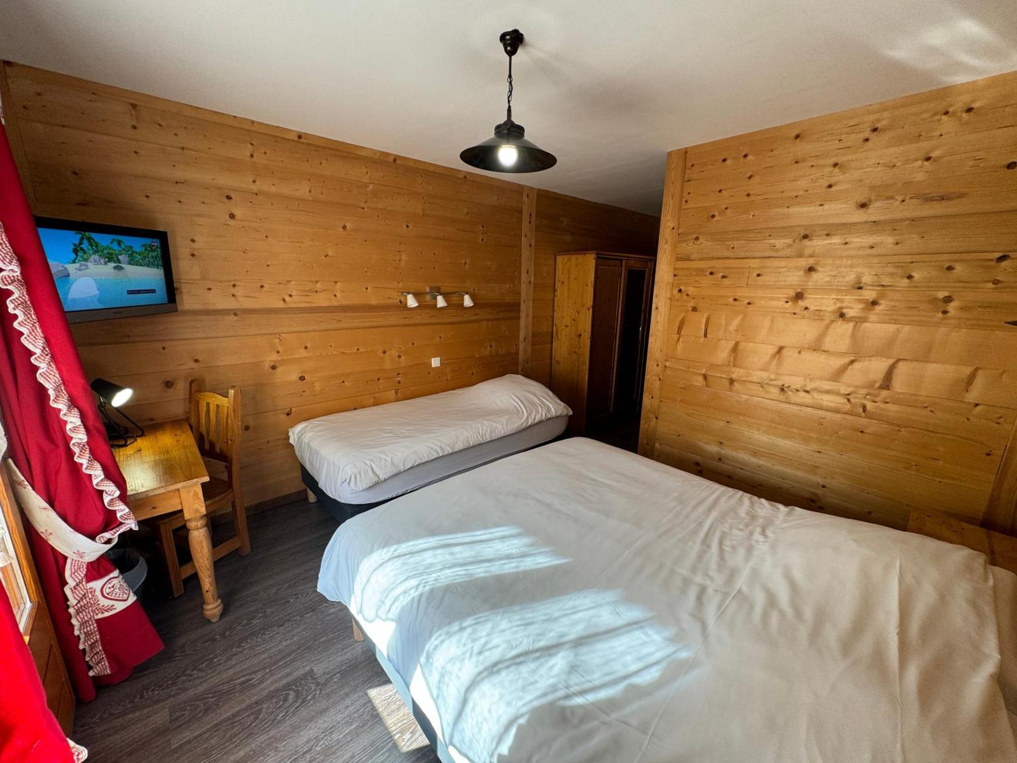 Le Schuss Hotel Châtel Eksteriør billede