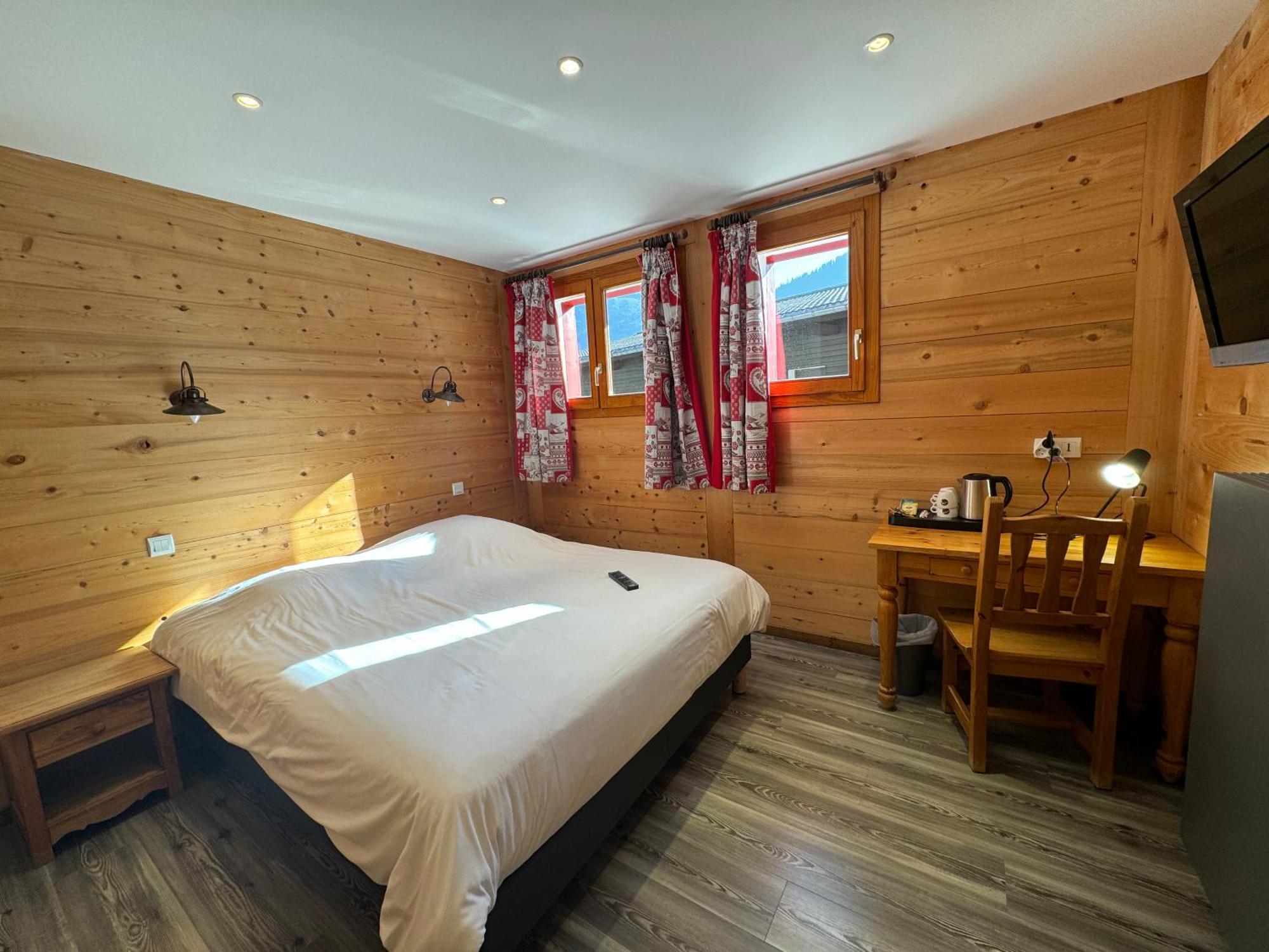 Le Schuss Hotel Châtel Eksteriør billede